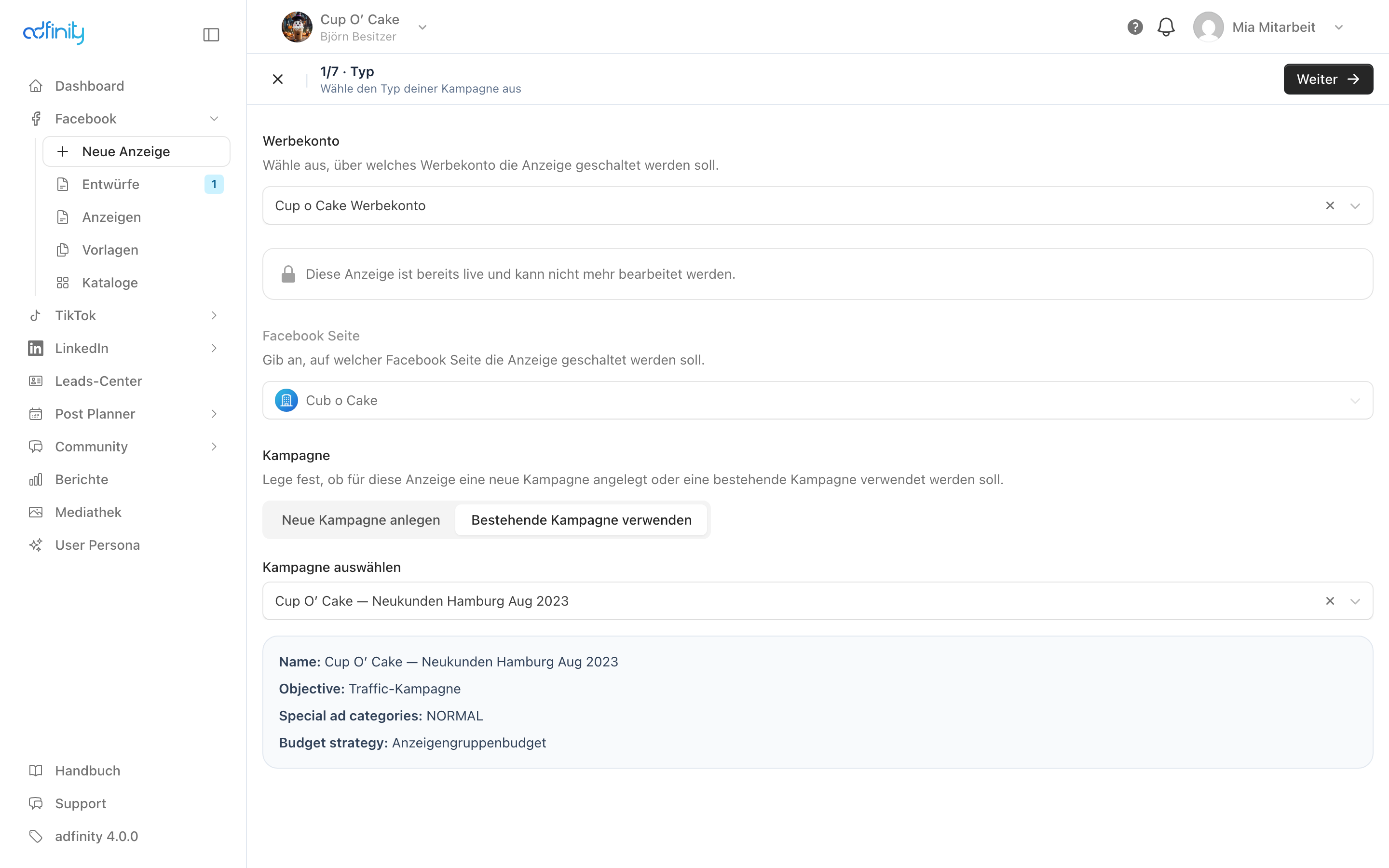 Erster Editor-Schritt mit den Auswahlfeldern für Werbekonto und Facebook-Seite